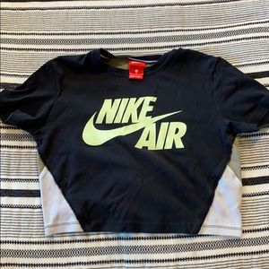 Nike Crop Top